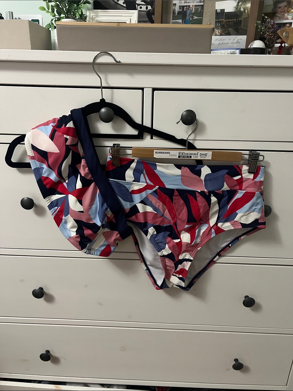 Women’s Multicolor Leaf-Print Bikini Bottoms and Top